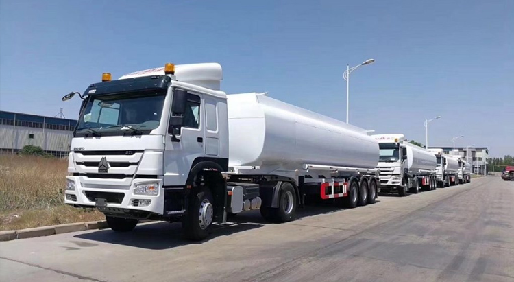 Sinotruck Howo Water Tanker