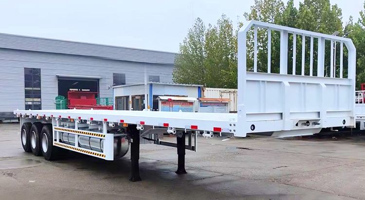 Sinotruck Flatbed Trailers Truck 