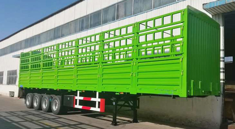 Sinotruck Fence Semi Trailer Truck